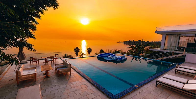 Rubavu - Scenic luxury villa hotel and Rwanda tourism destination at B&P Ever Retreat - everretreat.com