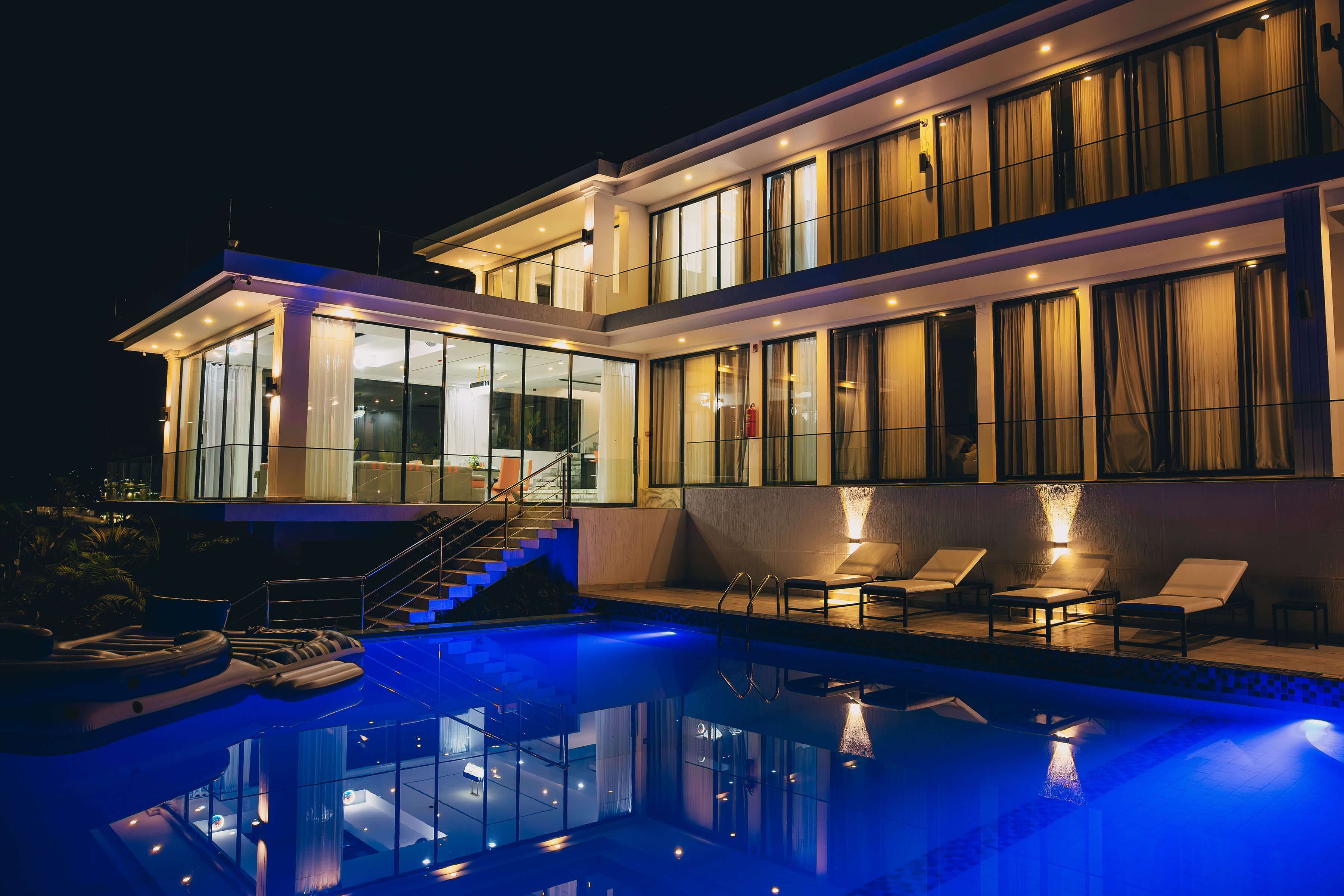 Villa Night - B&P Ever Retreat luxury villa gallery